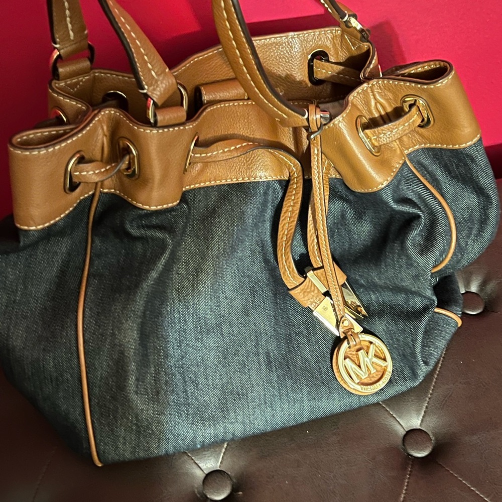 Micheal kors demin purse